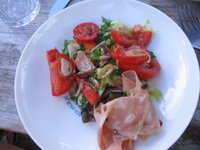 Salat mit San Marzano Tomaten und Mortadella