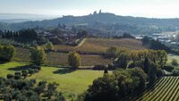 Blick von unserer Villa auf San Gimignano