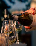 Weinprobe bei IL LEBBIO bei strahlendem Sonnenschein
