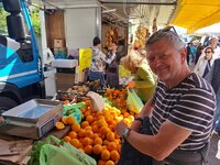 Hier auf dem Wochenmarkt in Olbia (immer samstags) könnten wir nicht nur 1 Vormittag verbringen....