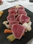 Man gönnt sich ja sonst nichts : Thunfischfilet. Frischer geht's nicht.
